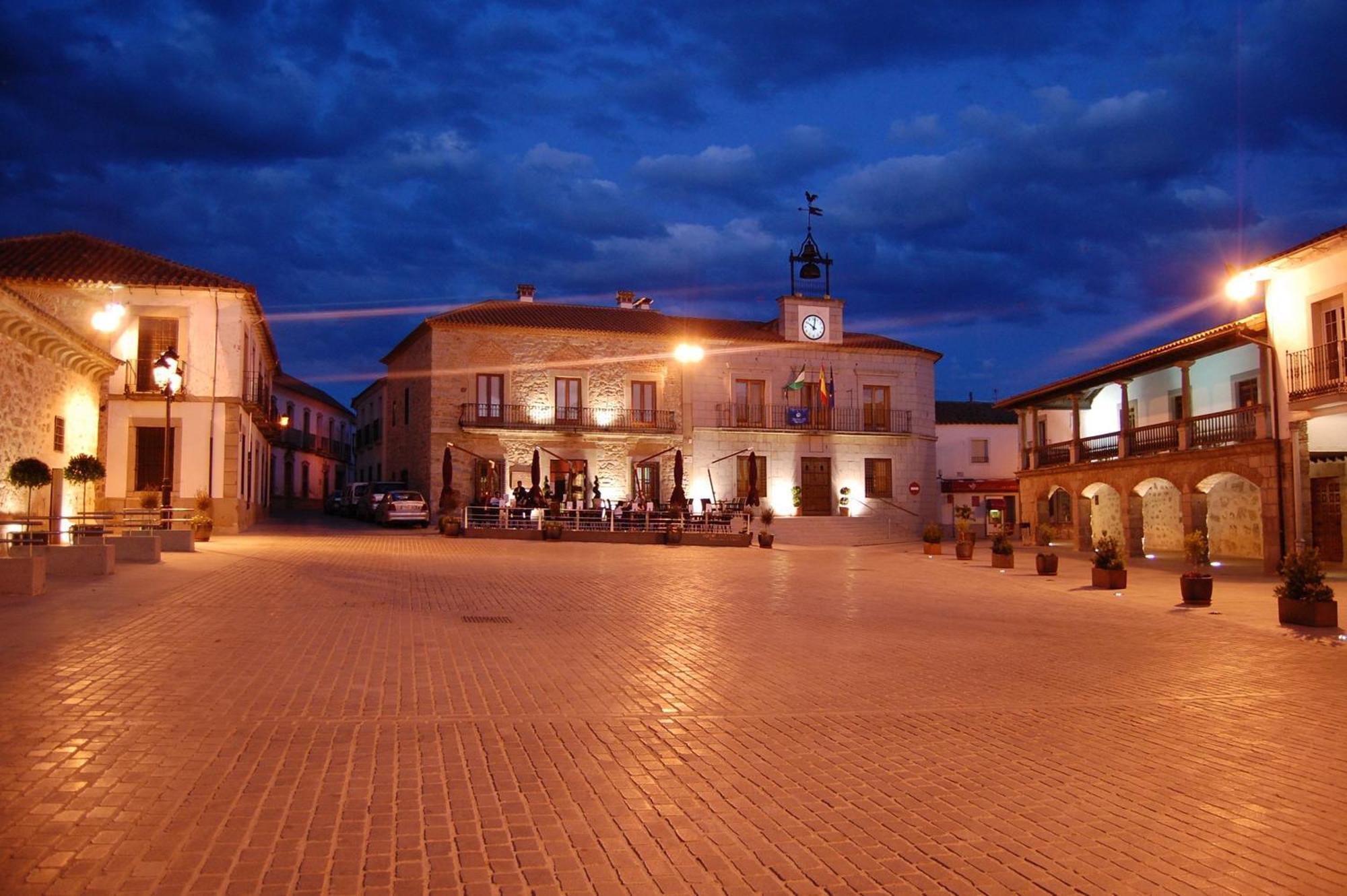 Hotel Los Usias Dos Torres Kültér fotó